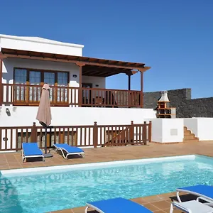 Esmeralda Playa Blanca (Lanzarote)
